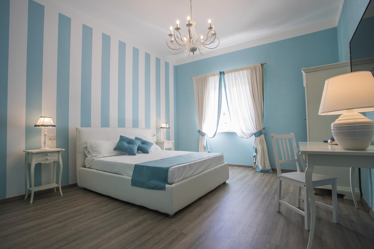 Les Suites Magnolia Olbia Exteriör bild