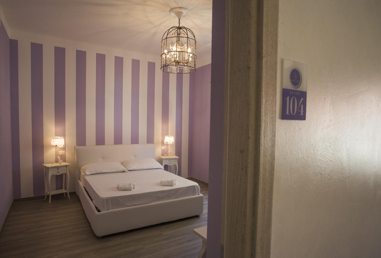 Les Suites Magnolia Olbia Exteriör bild